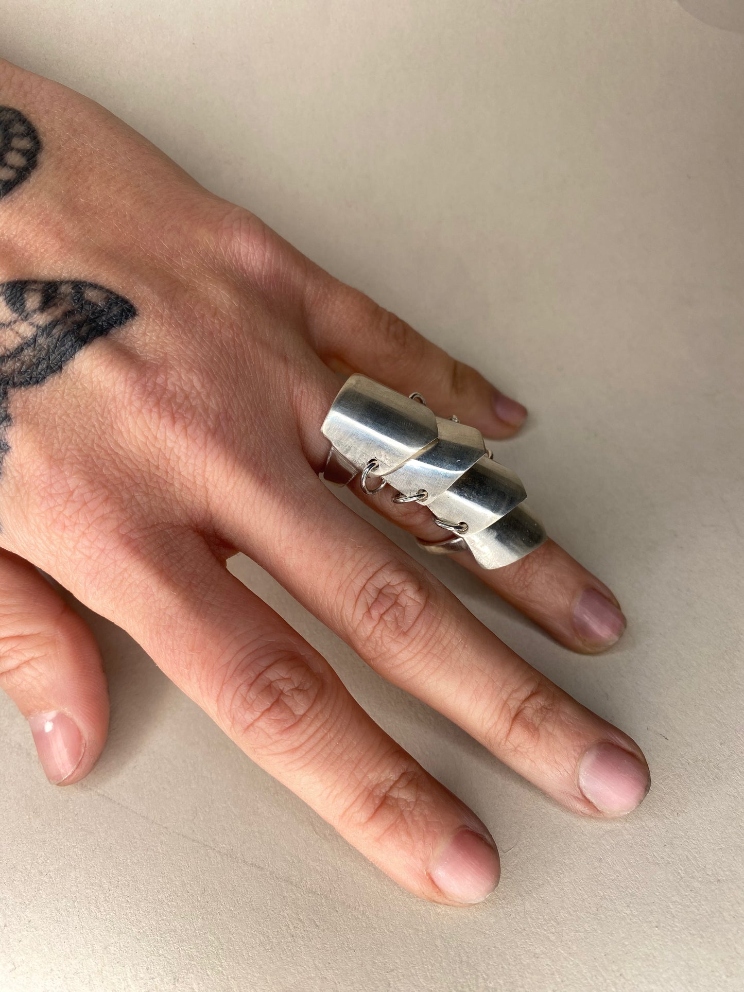 The Desmodus Shield Ring