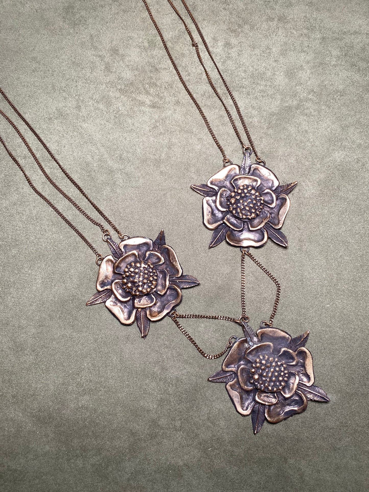 Tudors Rose Necklace